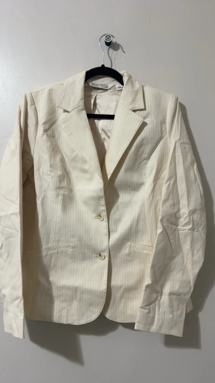 Beautiful Cream Pinstripe Blazer Small